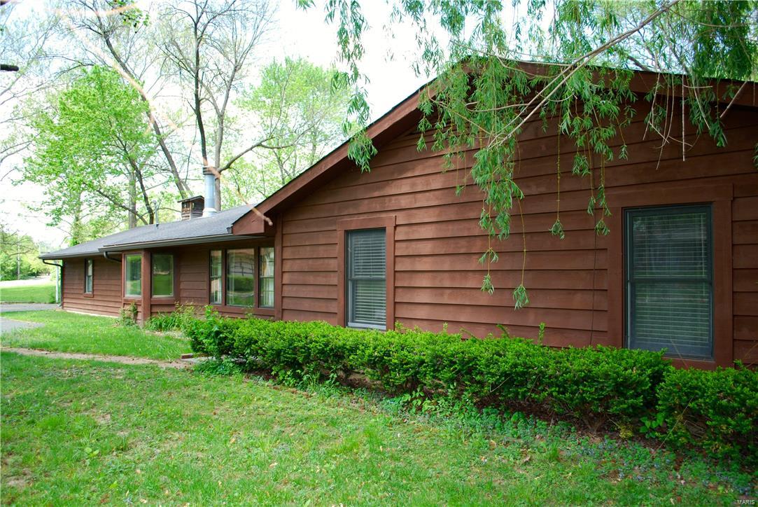1200 Schulte Road St. Louis, MO 63146 - Photo 1 of 27 Gallery Image 1