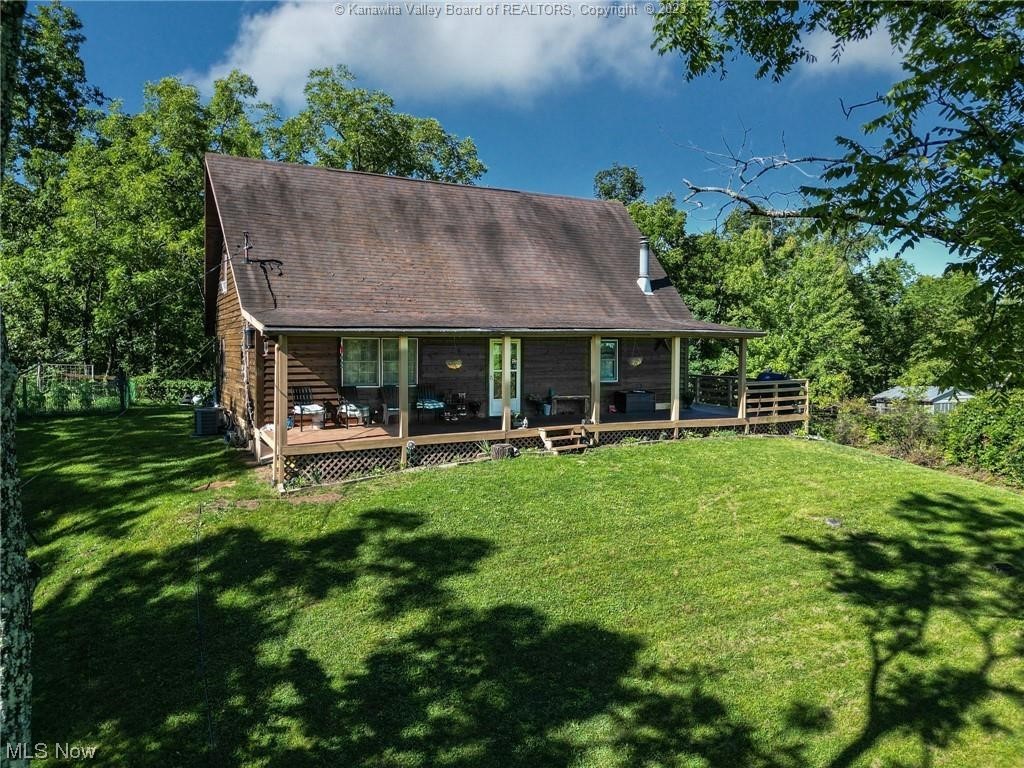 940 Sun Valley Road Washington, WV 26181 - Photo 3 of 35