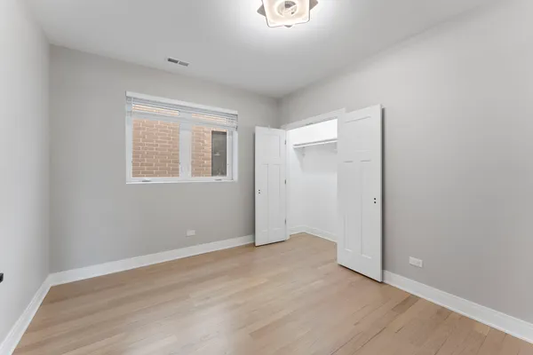 $2,862 | 7428 North Rogers Avenue, Unit 2E, Chicago, IL 60626