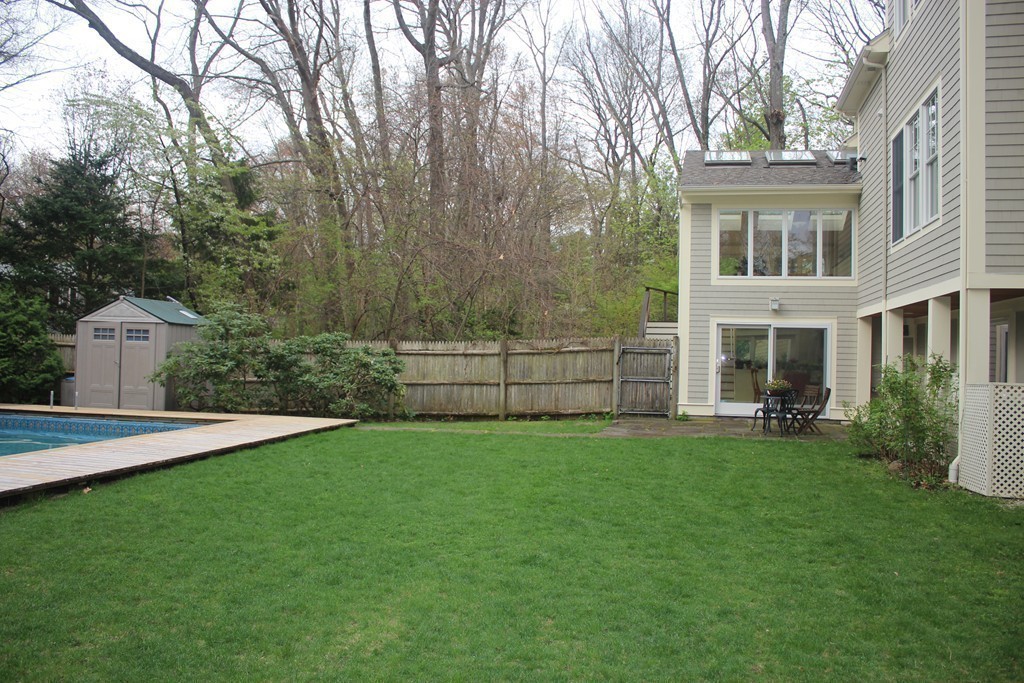 9 Tufts Road Lexington, MA 02421 - Photo 19 of 22