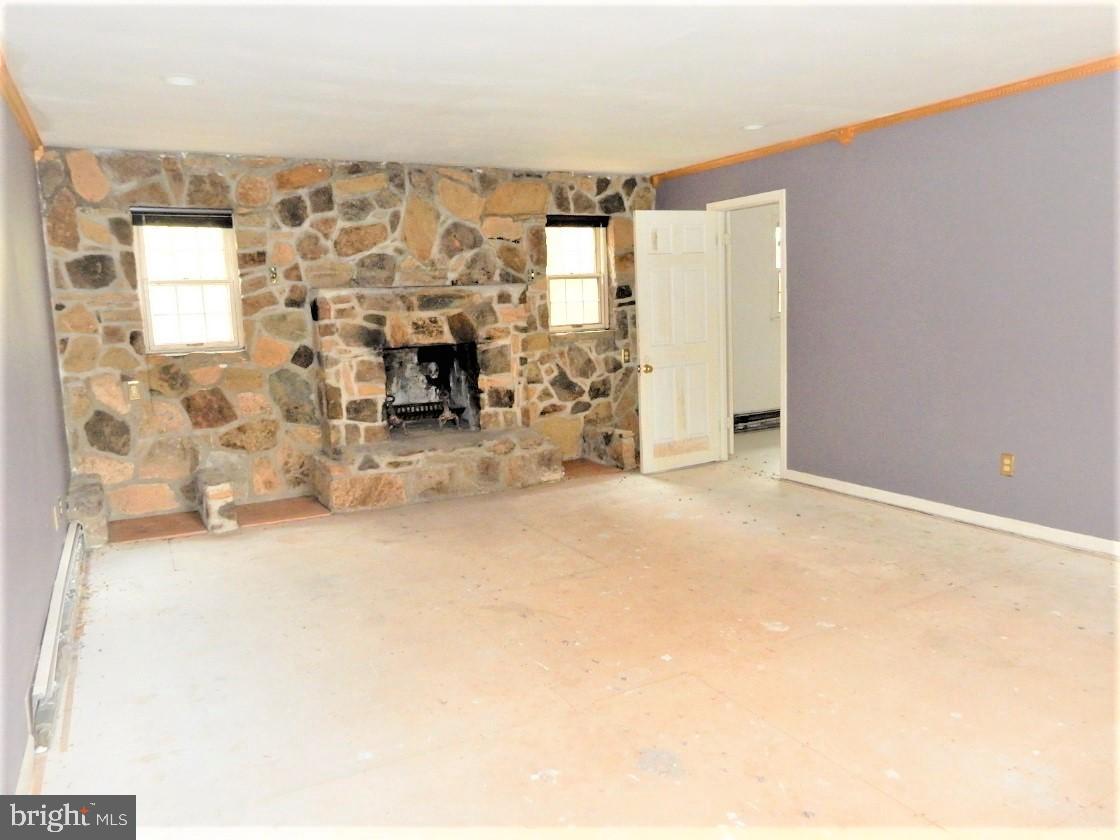 39 Coleman Road Long Valley, NJ 07853 - Photo 4 of 14