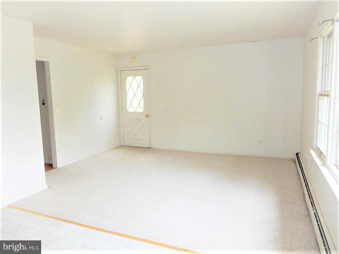 39 Coleman Road Long Valley, NJ 07853 - Photo 10 of 14
