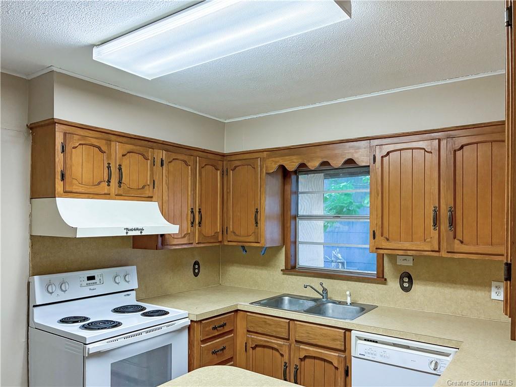 4007 Auburn Street Lake Charles, LA 70607 - Photo 5 of 11