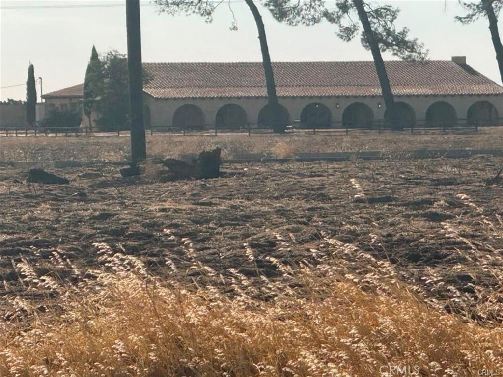 F8 Lancaster Ca Lancaster, CA 93535 - Photo 3 of 15 Gallery Image 3