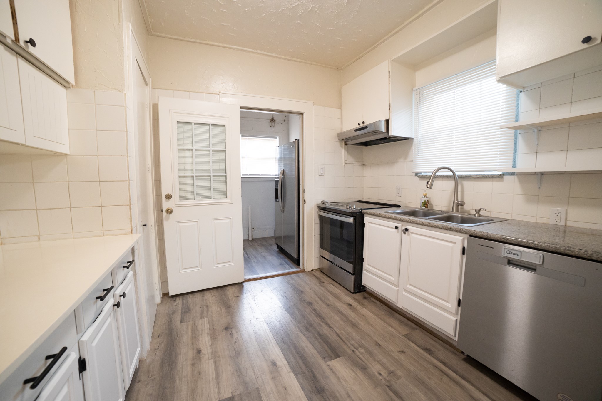 1922 Wentworth Street Houston, TX 77004 - Photo 9 of 15