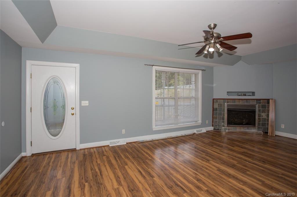 2792 Brantley Road Kannapolis, NC 28083 - Photo 5 of 29 Gallery Image 5