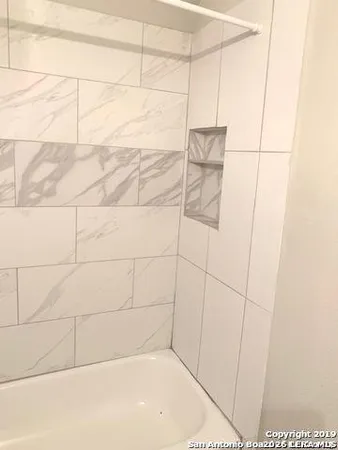 $650 | 1011 Avant Avenue, Unit 4, San Antonio, TX 78210