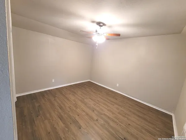 $650 | 1011 Avant Avenue, Unit 4, San Antonio, TX 78210