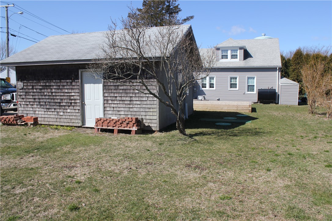 838 Boston Neck Road Narragansett, RI 02882 - Photo 1 of 22