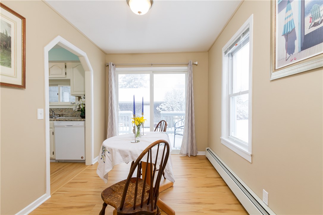 838 Boston Neck Road Narragansett, RI 02882 - Photo 4 of 22