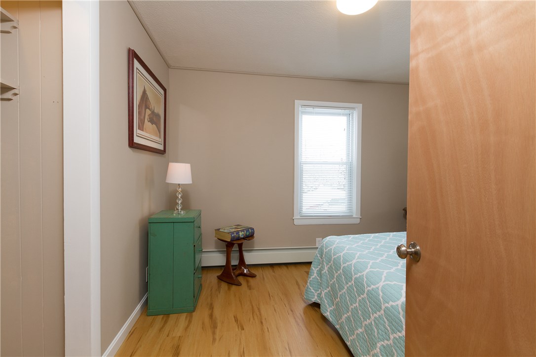 838 Boston Neck Road Narragansett, RI 02882 - Photo 5 of 22