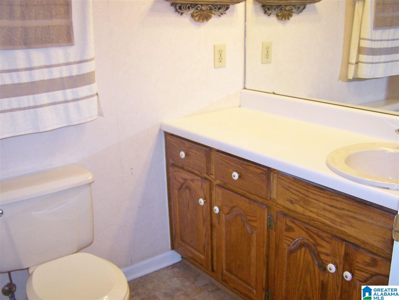 1006 Comanche Trail Anniston, AL 36206 - Photo 35 of 44