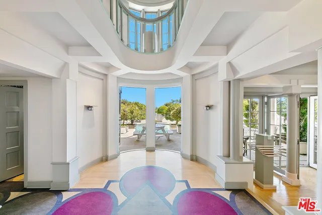 $5,889,999 | 1350 Belfast Drive, Los Angeles, CA 90069