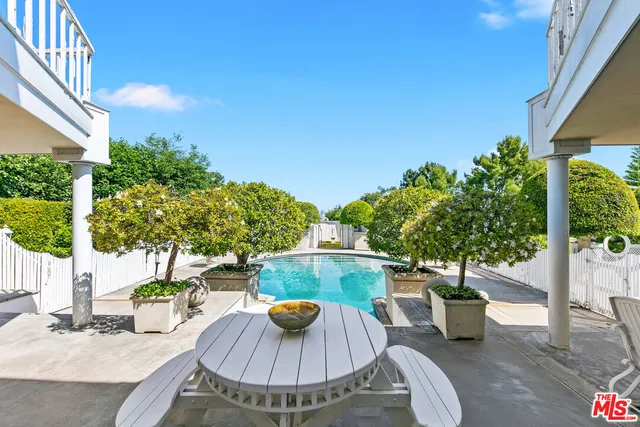 $5,889,999 | 1350 Belfast Drive, Los Angeles, CA 90069