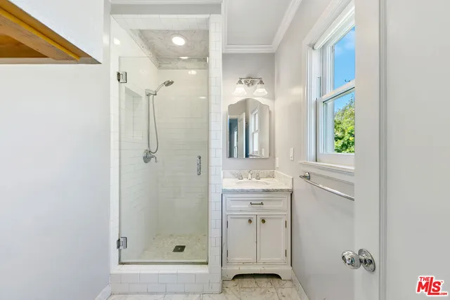 $5,889,999 | 1350 Belfast Drive, Los Angeles, CA 90069