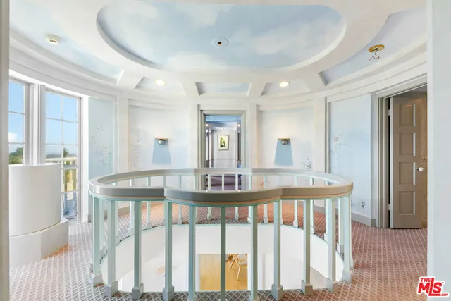 $5,889,999 | 1350 Belfast Drive, Los Angeles, CA 90069