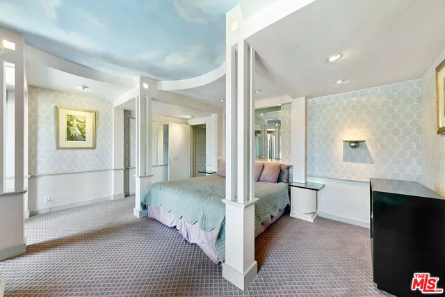 $5,889,999 | 1350 Belfast Drive, Los Angeles, CA 90069