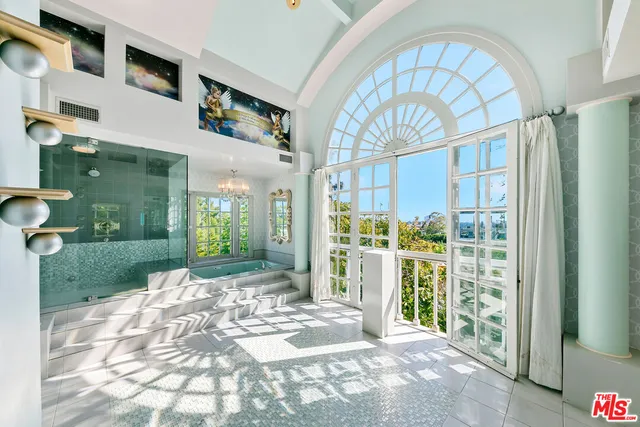 $5,889,999 | 1350 Belfast Drive, Los Angeles, CA 90069