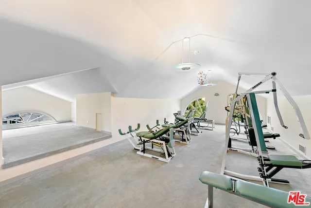 $5,889,999 | 1350 Belfast Drive, Los Angeles, CA 90069