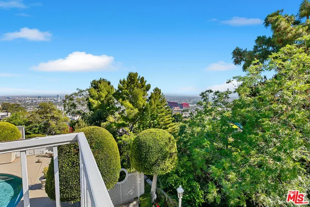 $5,889,999 | 1350 Belfast Drive, Los Angeles, CA 90069