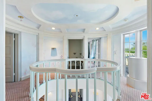 $5,889,999 | 1350 Belfast Drive, Los Angeles, CA 90069