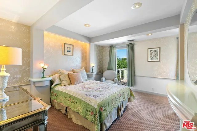 $5,889,999 | 1350 Belfast Drive, Los Angeles, CA 90069