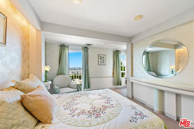 $5,889,999 | 1350 Belfast Drive, Los Angeles, CA 90069