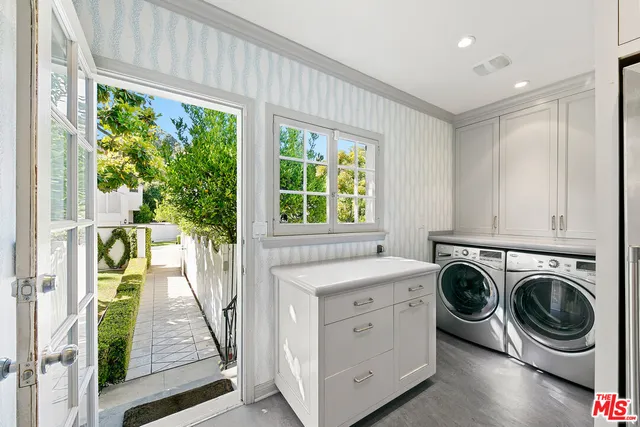 $5,889,999 | 1350 Belfast Drive, Los Angeles, CA 90069