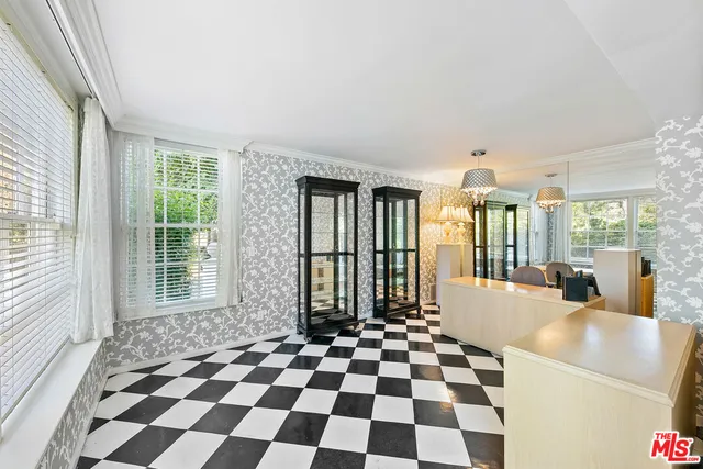 $5,889,999 | 1350 Belfast Drive, Los Angeles, CA 90069