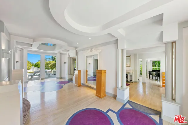 $5,889,999 | 1350 Belfast Drive, Los Angeles, CA 90069