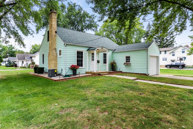 301 West Jefferson Street, Elkhorn, WI 53121