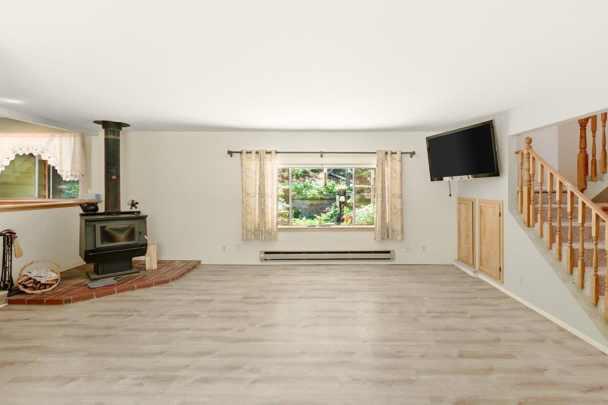 1224 Timber Hills Road Mount Shasta, CA 96067 - Photo 7 of 32 Gallery Image 7