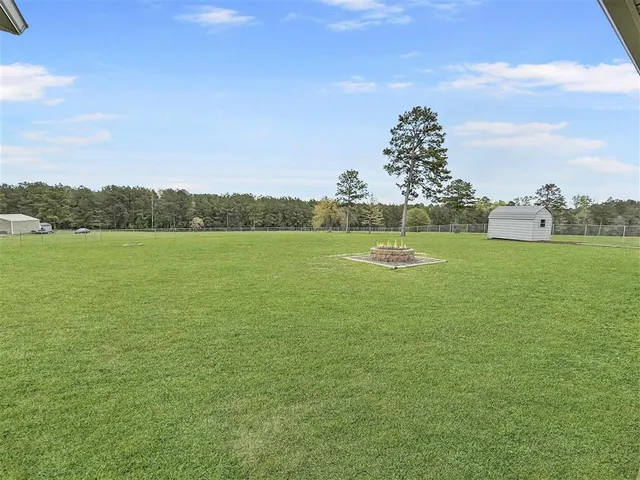 $306,900 | 330 Par Road 5, Leesville, LA 71446