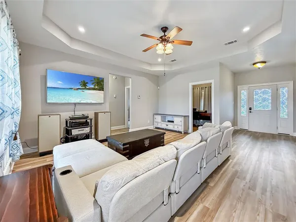 $299,900 | 330 Par Road 5, Leesville, LA 71446