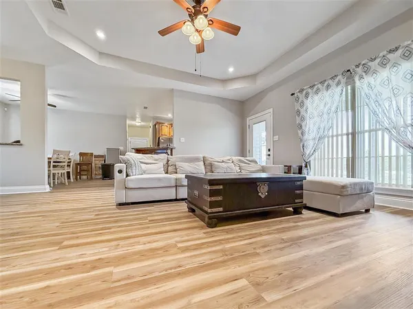 $299,900 | 330 Par Road 5, Leesville, LA 71446