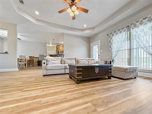 $306,900 | 330 Par Road 5, Leesville, LA 71446