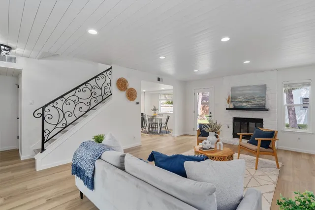 $499,900 | 9730 Anderson Village Drive, Austin, TX 78729