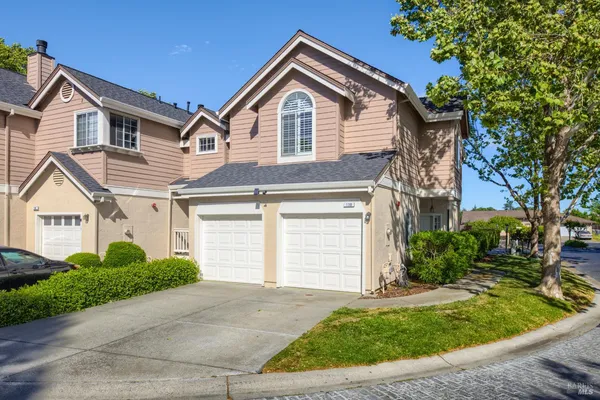 $464,999 | 130 Manchester Drive, Fairfield, CA 94533
