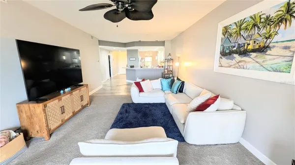 $2,100 | 5687 Key Largo Court, Unit 5687, Bradenton, FL 34203