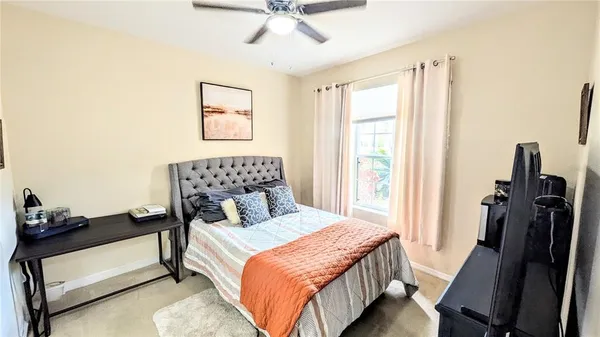 $2,100 | 5687 Key Largo Court, Unit 5687, Bradenton, FL 34203