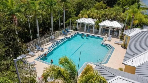 $2,100 | 5687 Key Largo Court, Unit 5687, Bradenton, FL 34203