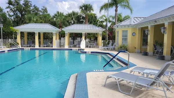 $2,100 | 5687 Key Largo Court, Unit 5687, Bradenton, FL 34203