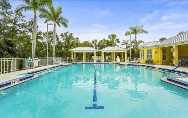 $2,100 | 5687 Key Largo Court, Unit 5687, Bradenton, FL 34203