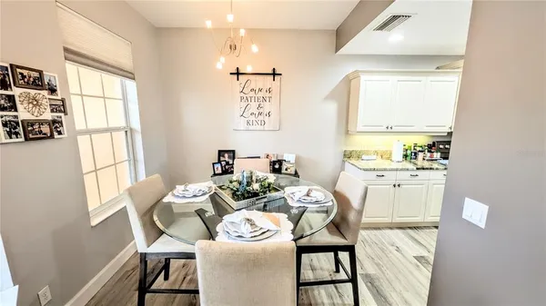 $2,100 | 5687 Key Largo Court, Unit 5687, Bradenton, FL 34203