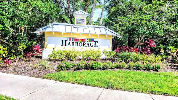 $2,100 | 5687 Key Largo Court, Unit 5687, Bradenton, FL 34203