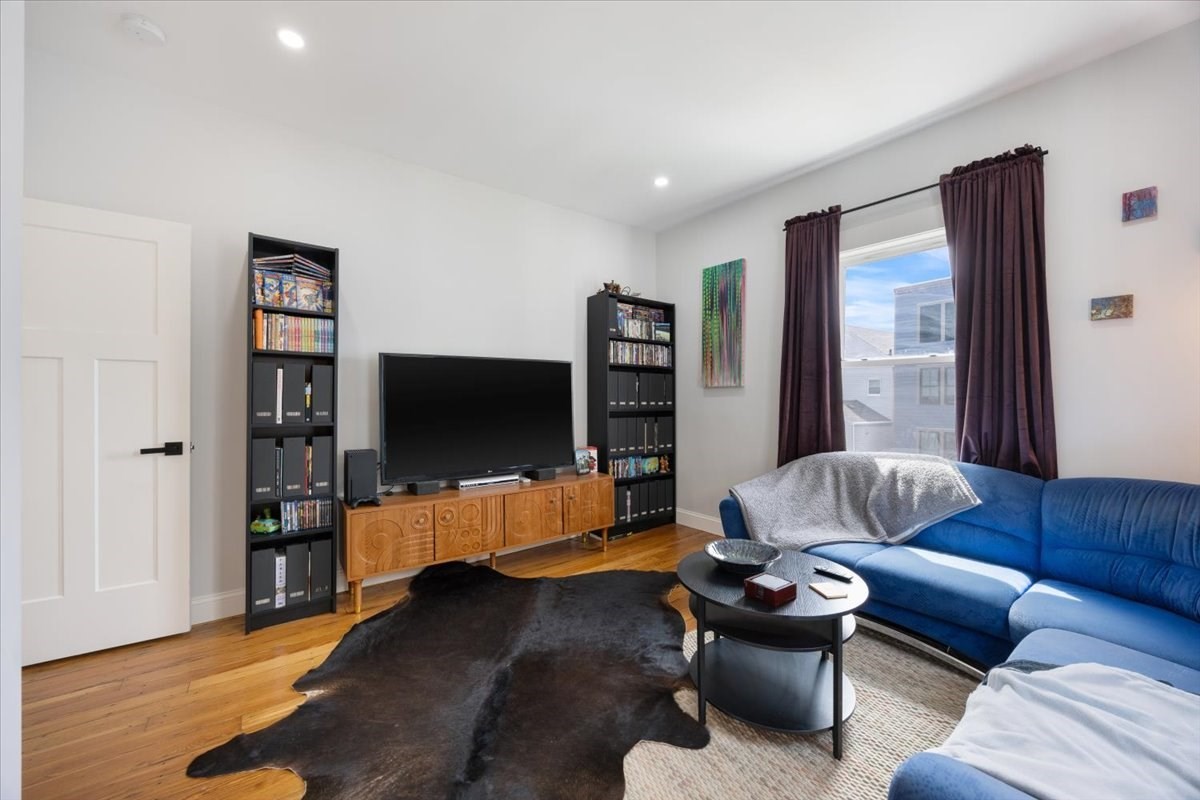 46 Addison Street, Unit 2 Chelsea, MA 02150 - Photo 14 of 28 Gallery Image 14