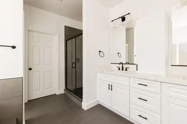 $799,900 | 3351 North Bautista Avenue, Hanford, CA 93230