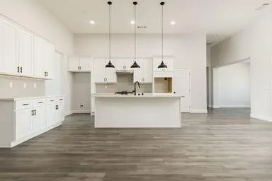 $799,900 | 3351 North Bautista Avenue, Hanford, CA 93230