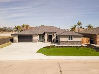 $799,900 | 3351 North Bautista Avenue, Hanford, CA 93230
