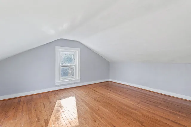 $215,000 | 541 4th Avenue, Aurora, IL 60505